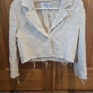 Zara Cream Textured Cropped Jacket